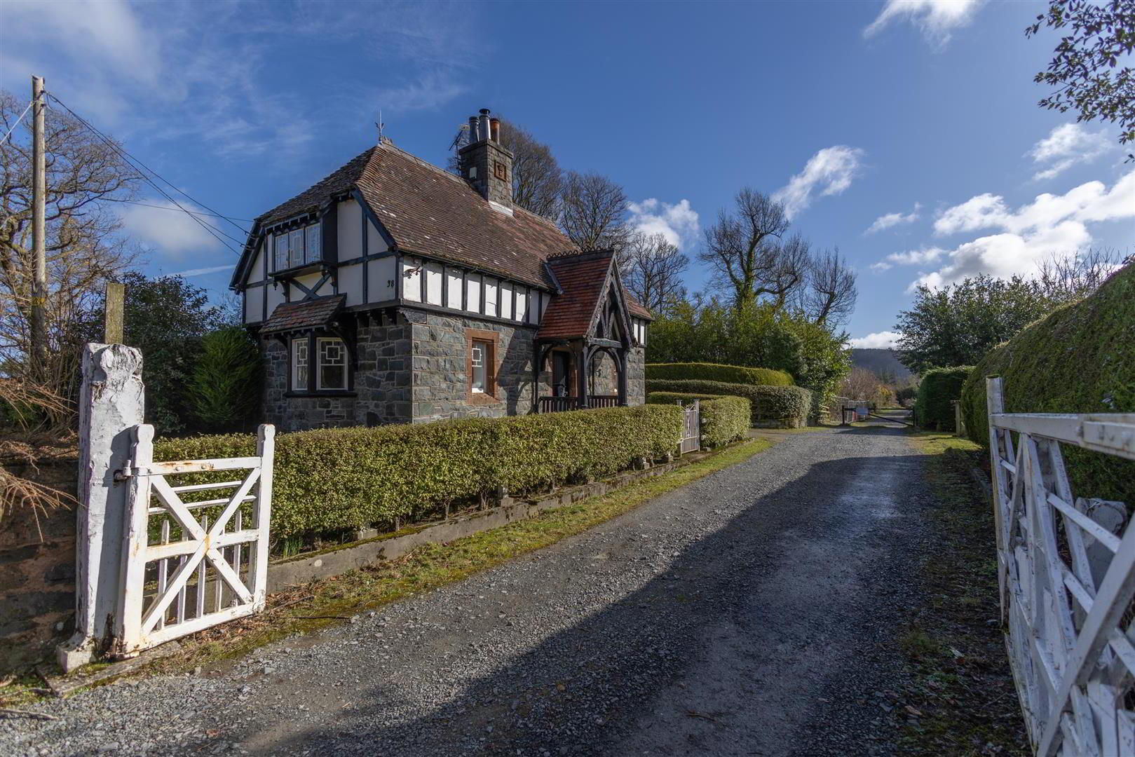 White Gate Lodge, 38 Hilltown Road