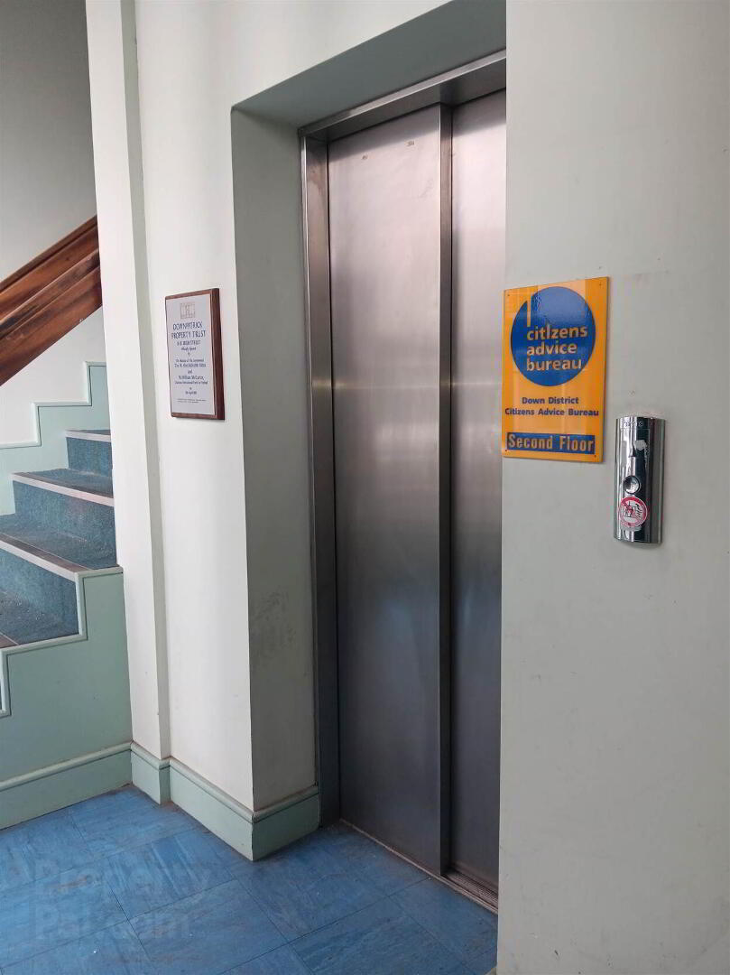 First Floor Premises, 8-10 Irish Street 4 of 5
