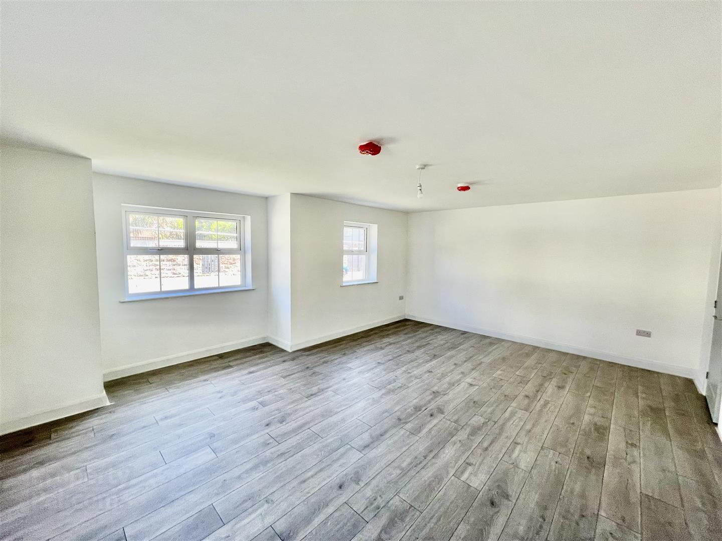 1b Seahaven Drive 3 of 10