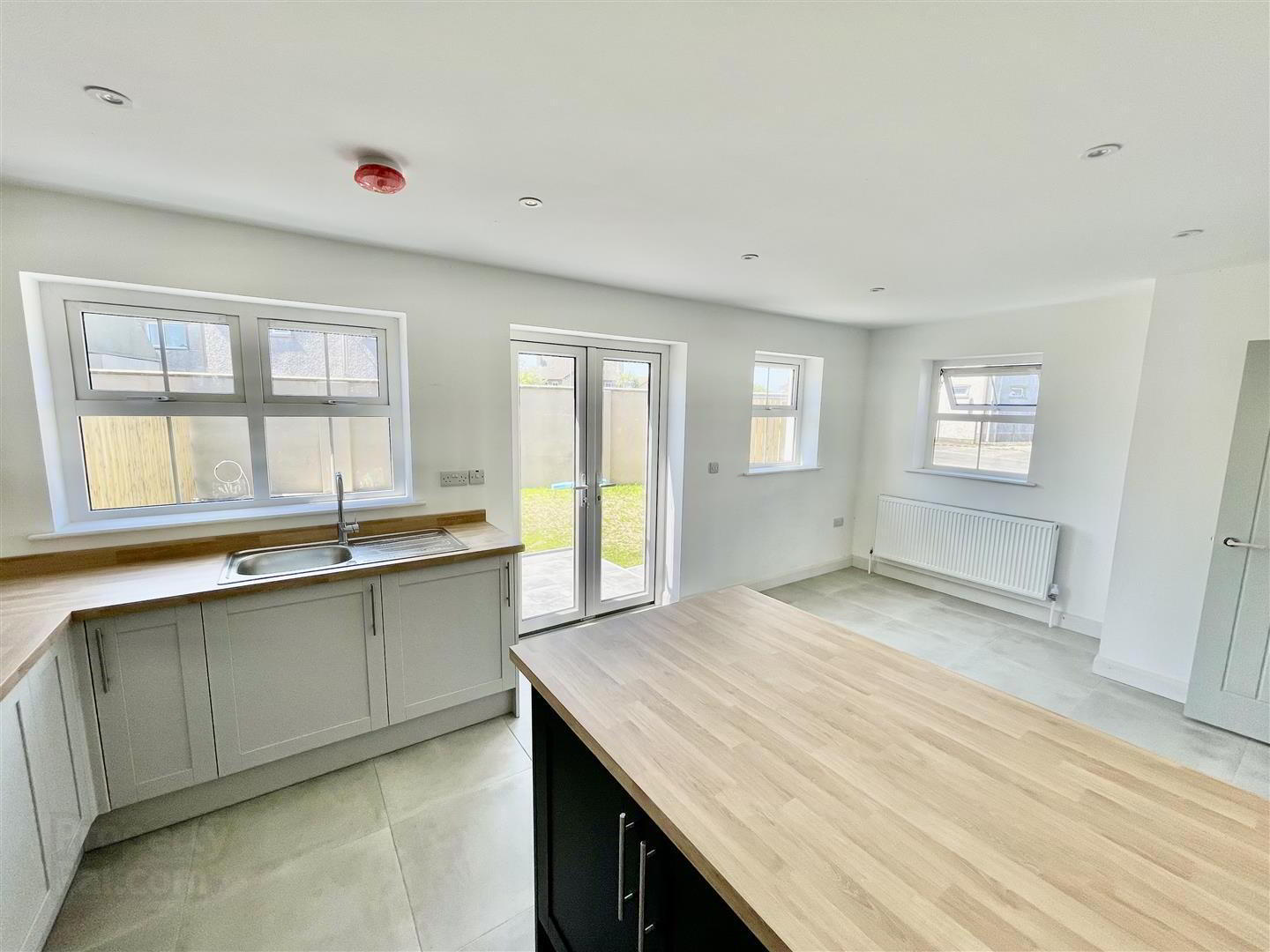 1b Seahaven Drive 7 of 10