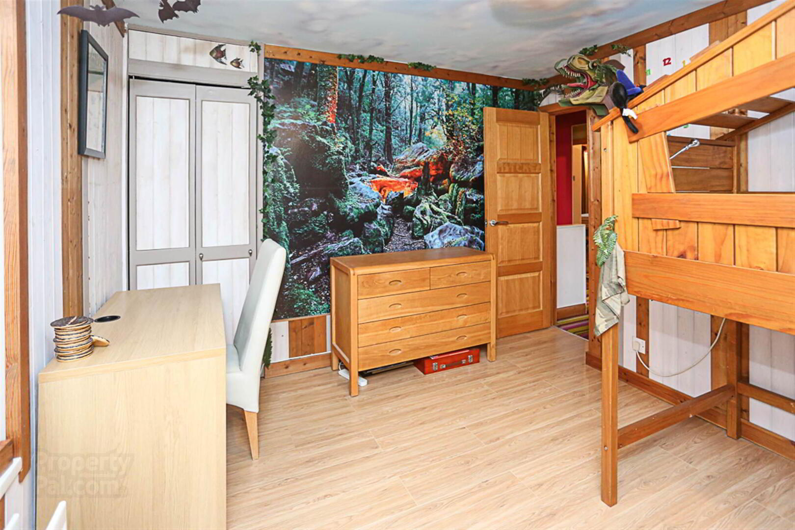 74 Garnerville Road 21 of 28