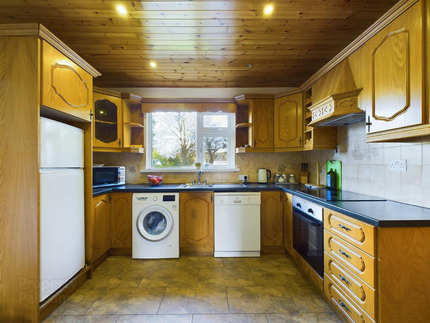 30 Viewmount Park 6 of 17