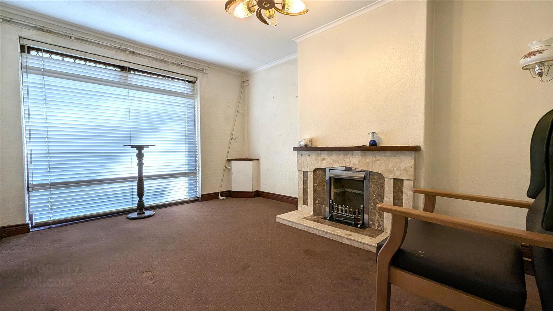25 Ballycraigy Drive 7 of 19