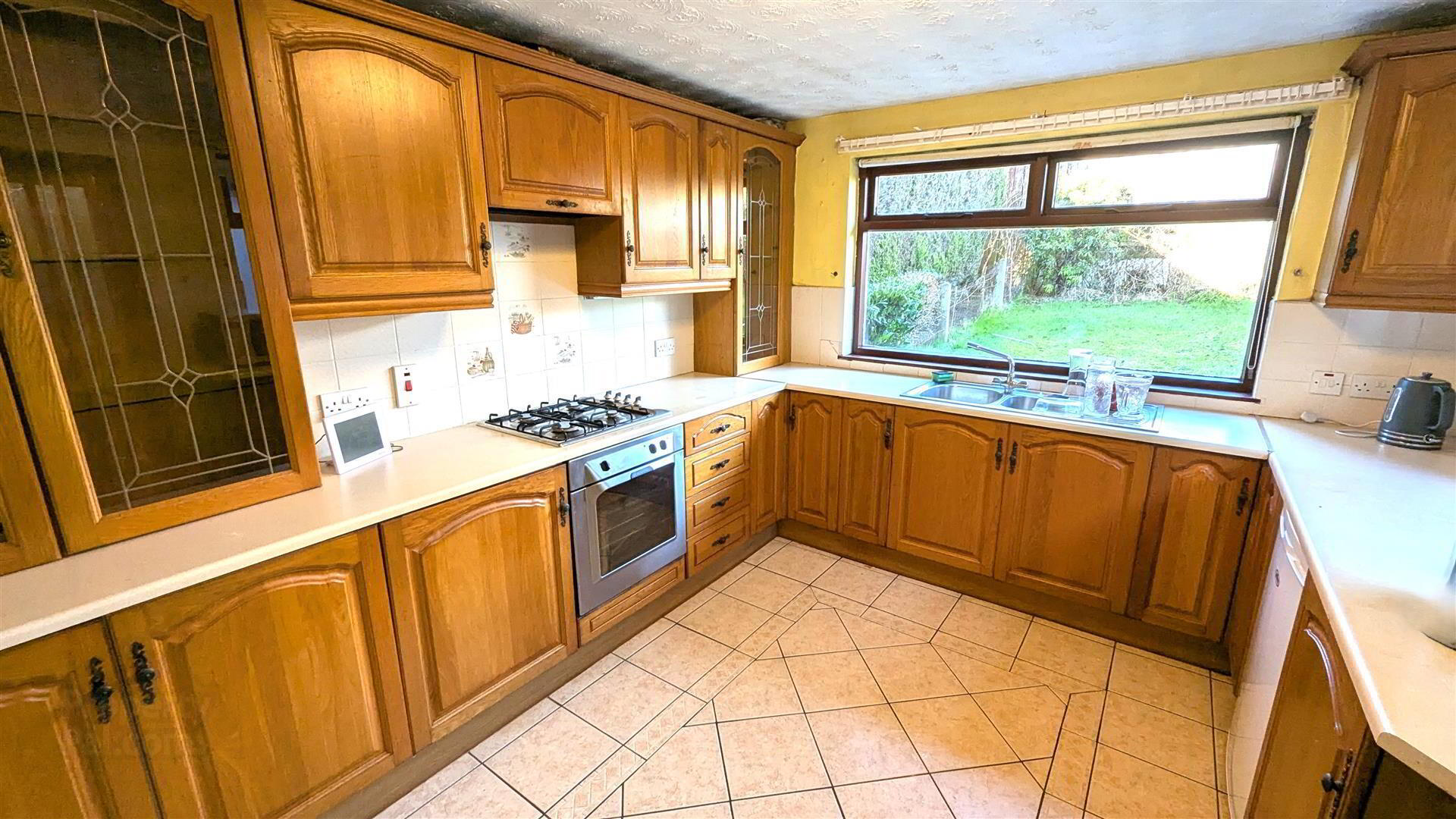 25 Ballycraigy Drive 10 of 19