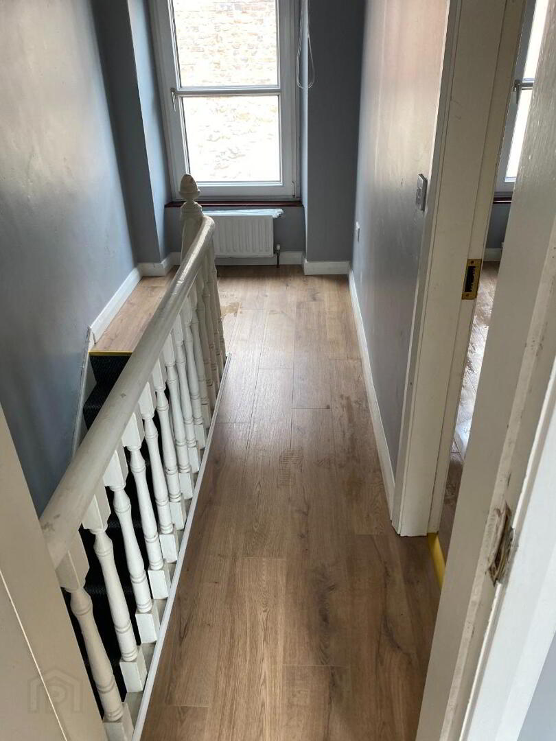 8 Charlemont Street 4 of 13