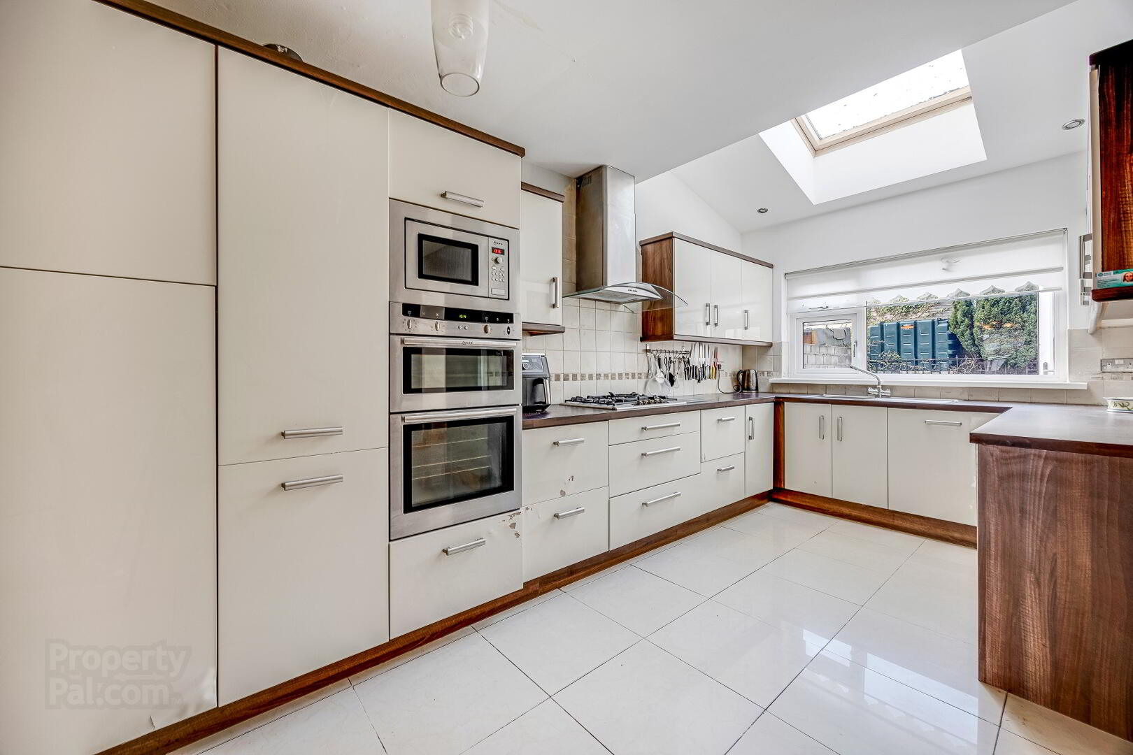 30 Gartan Drive 7 of 23