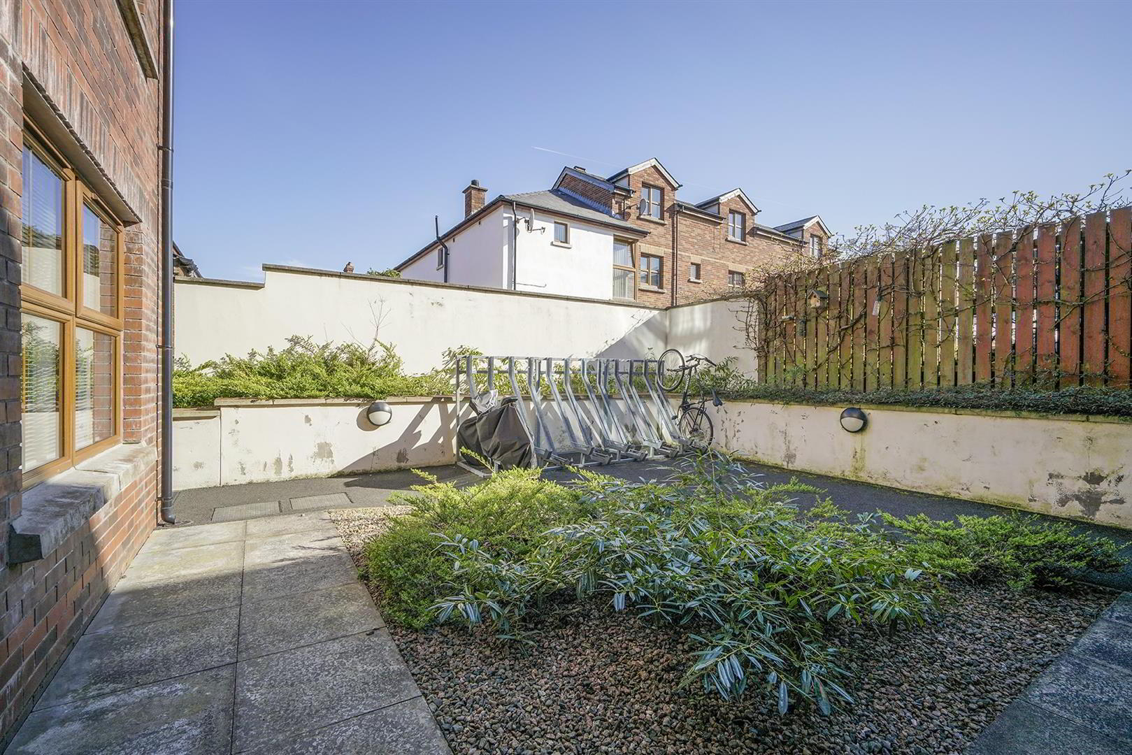 Apt 15, 120 Upper Newtownards Road 11 of 13
