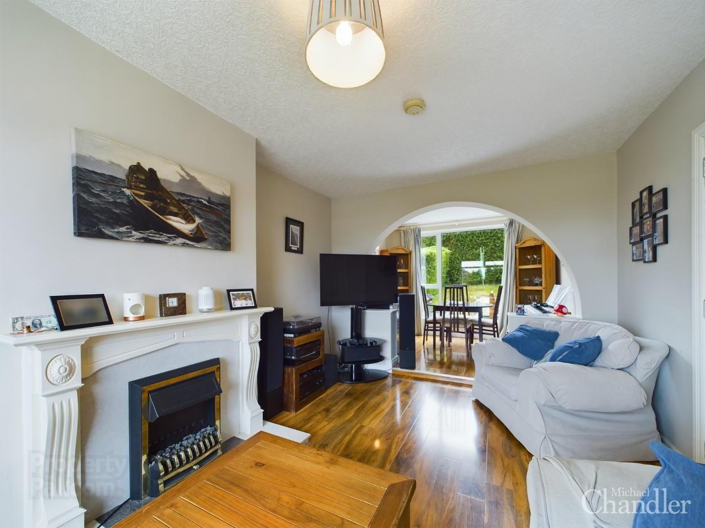 24 Castlemore Avenue 4 of 13