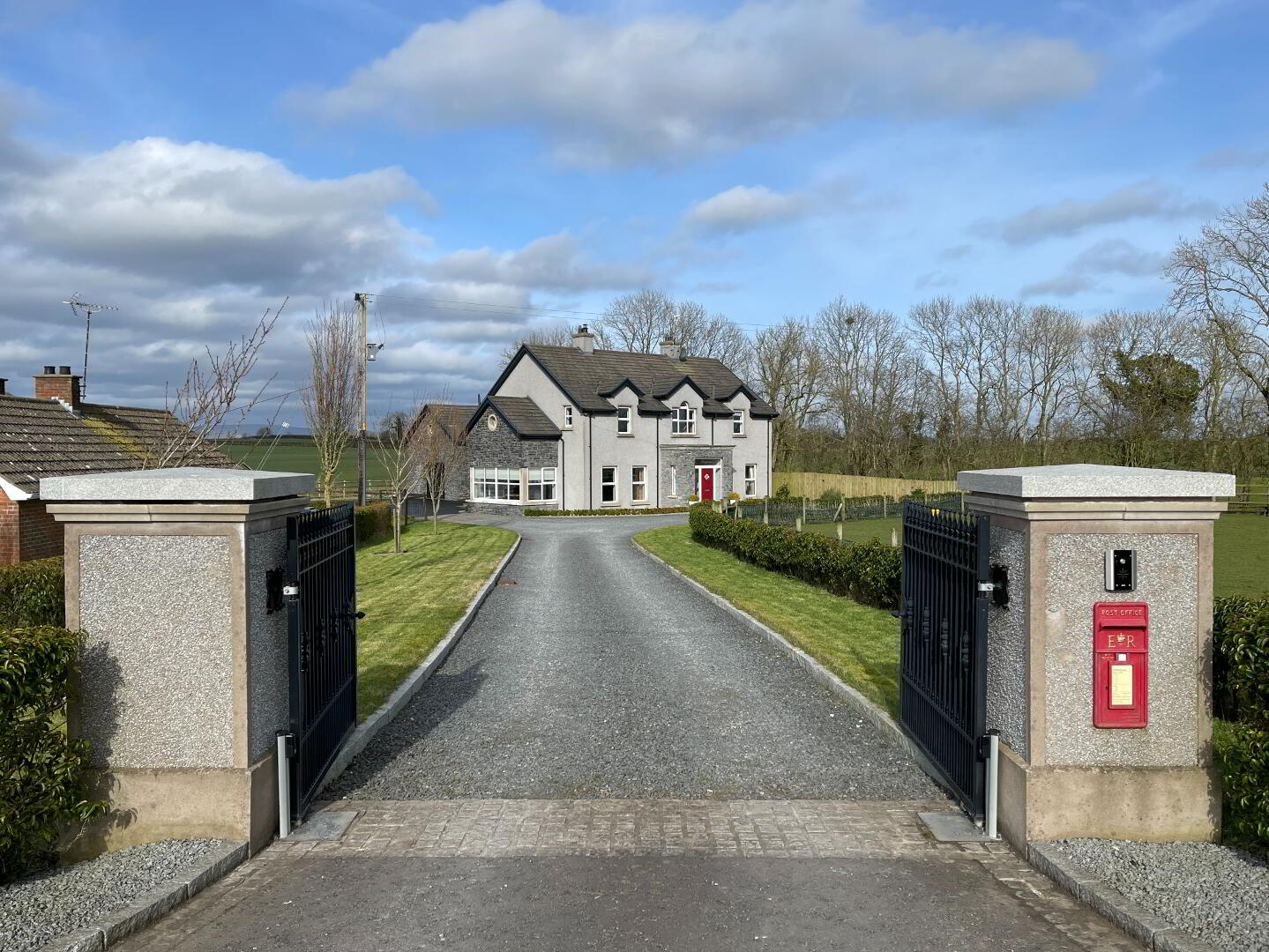 Cherry Blossom House, 99 Sherrygrim Road