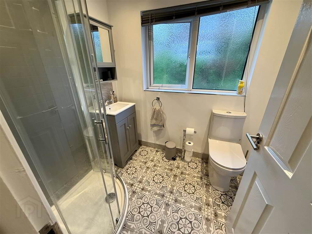 4 Castlemore Park 13 of 14