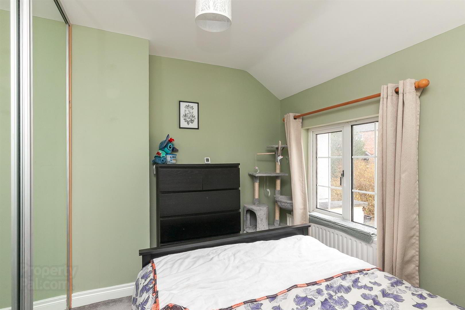 88 Ulsterville Avenue 9 of 18