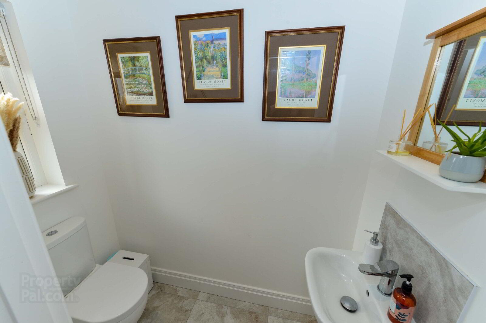 4 Castlegowan Place 4 of 22