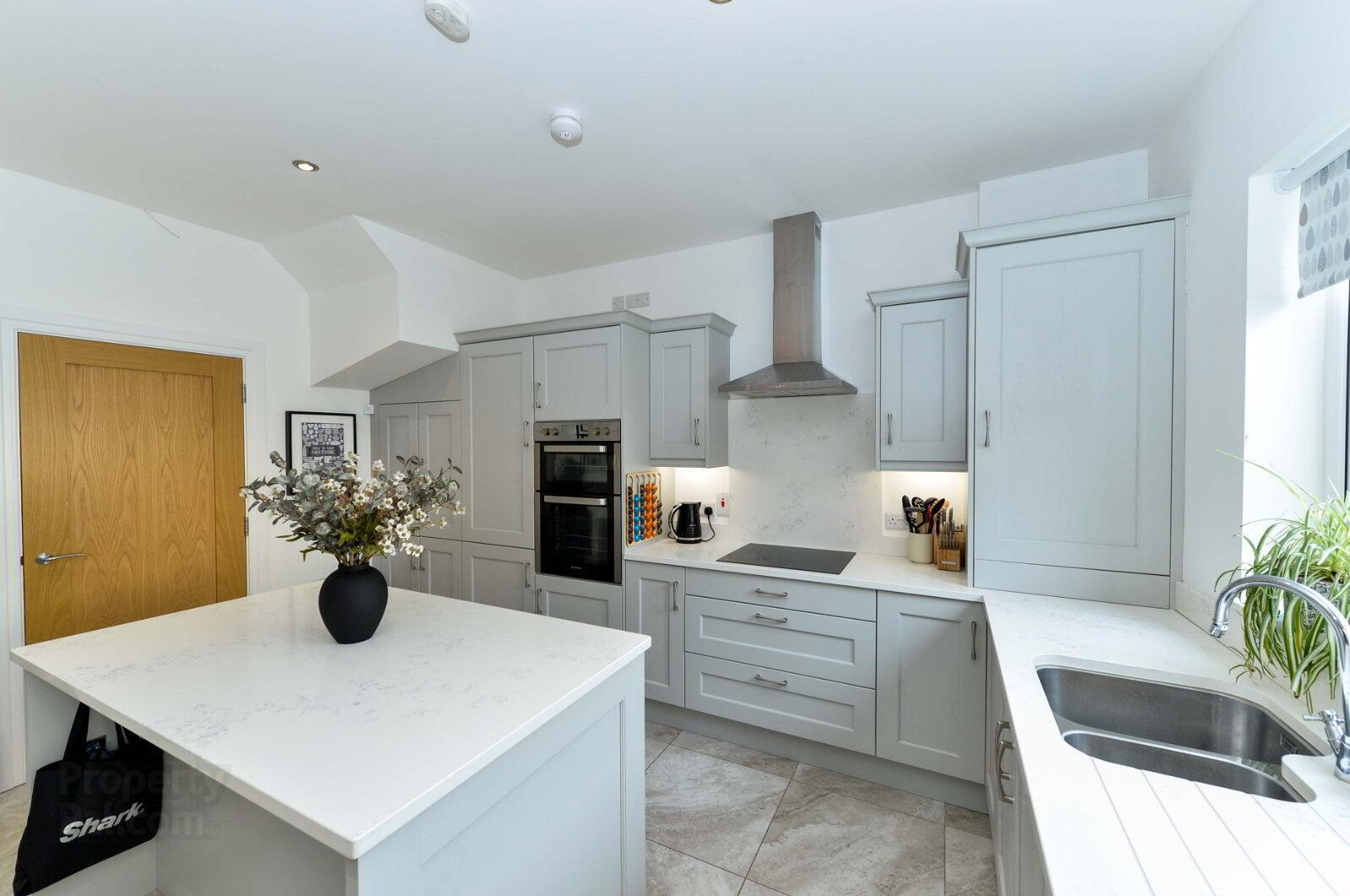 4 Castlegowan Place 8 of 22