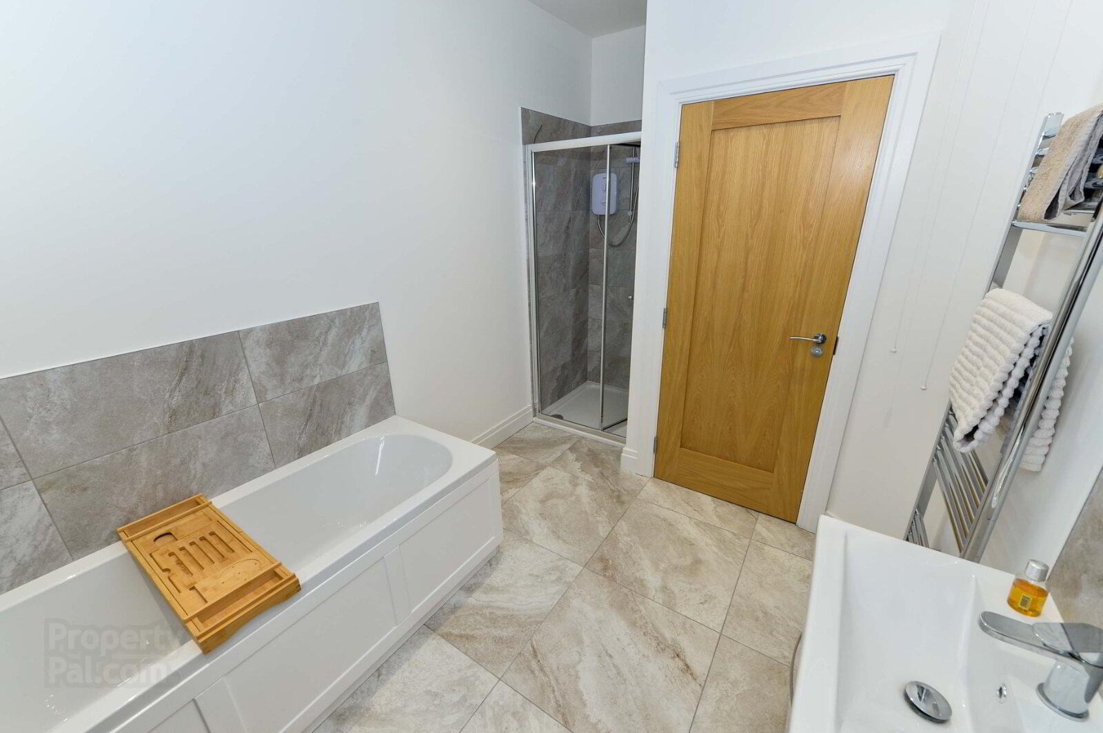4 Castlegowan Place 20 of 22