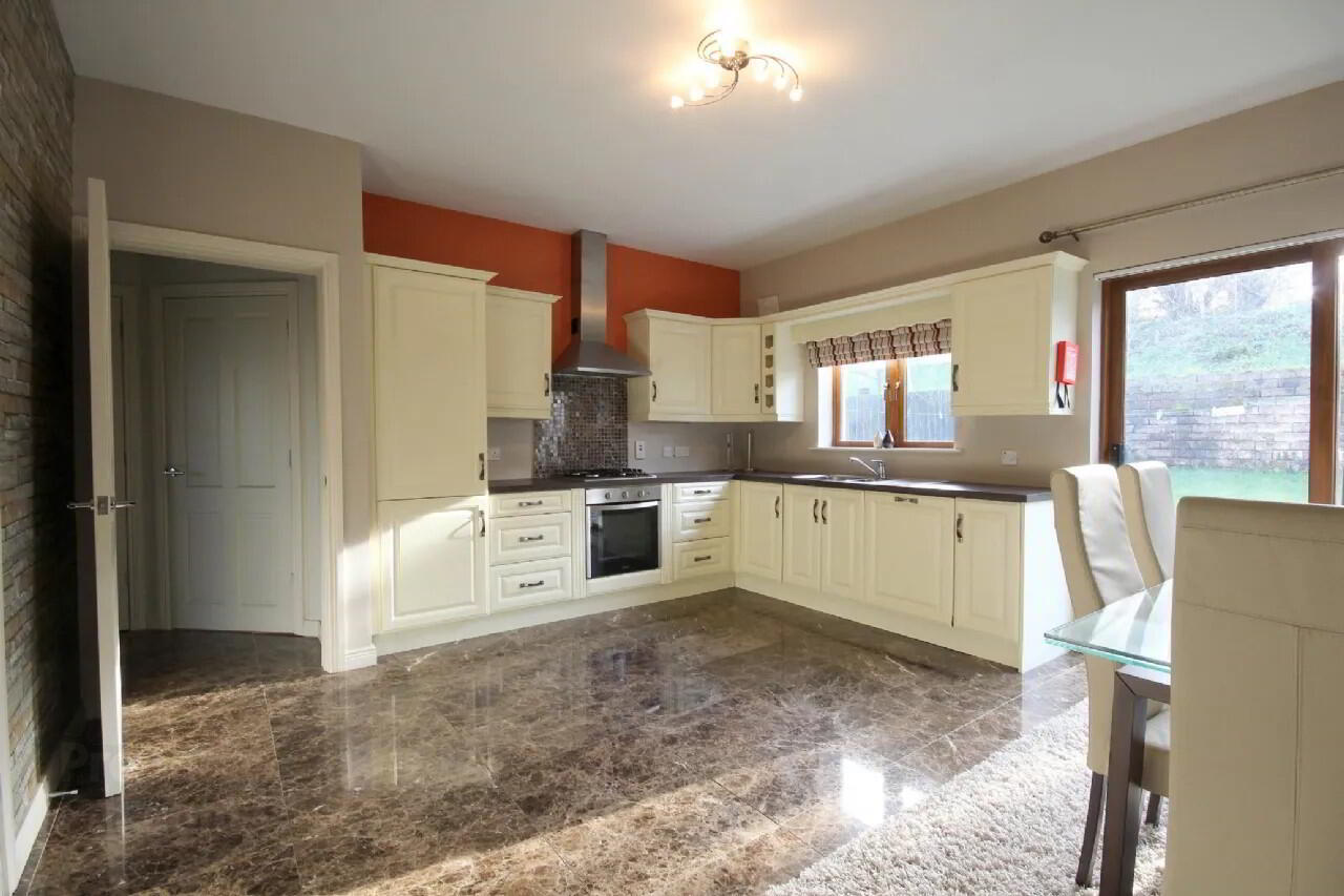 17 Lisgrey Gardens 5 of 25
