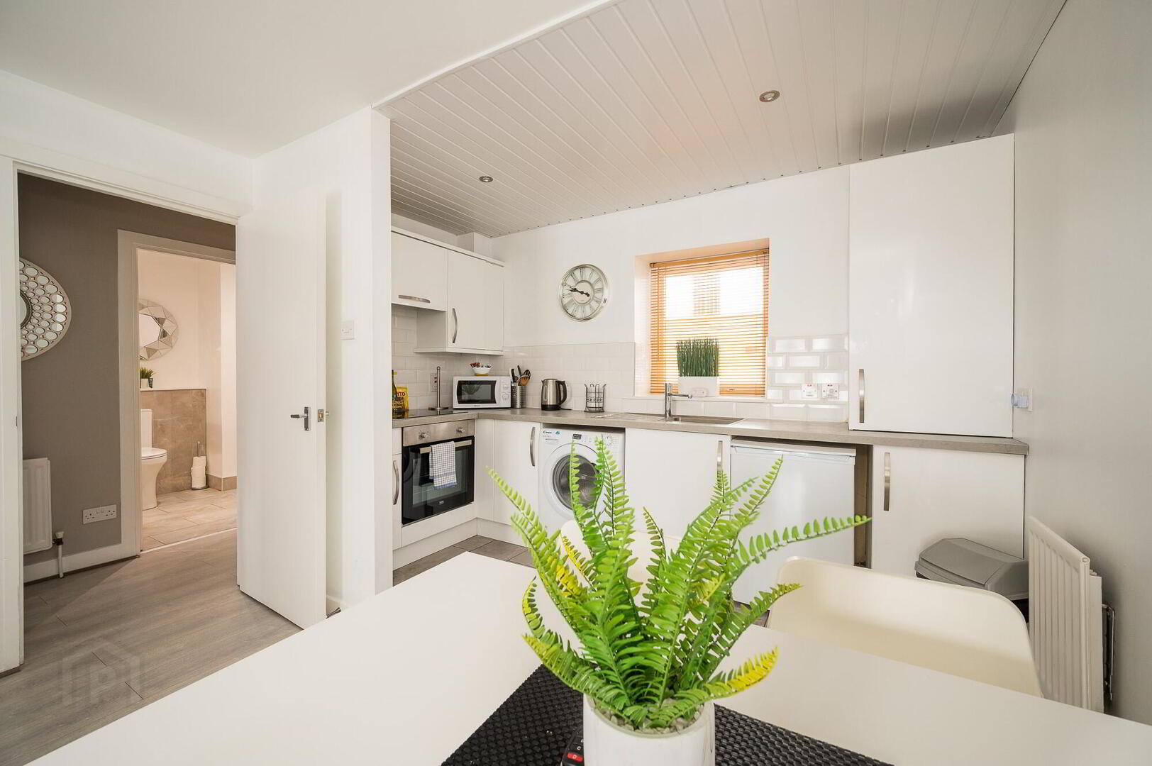Apt 36, City Gate 6 of 11