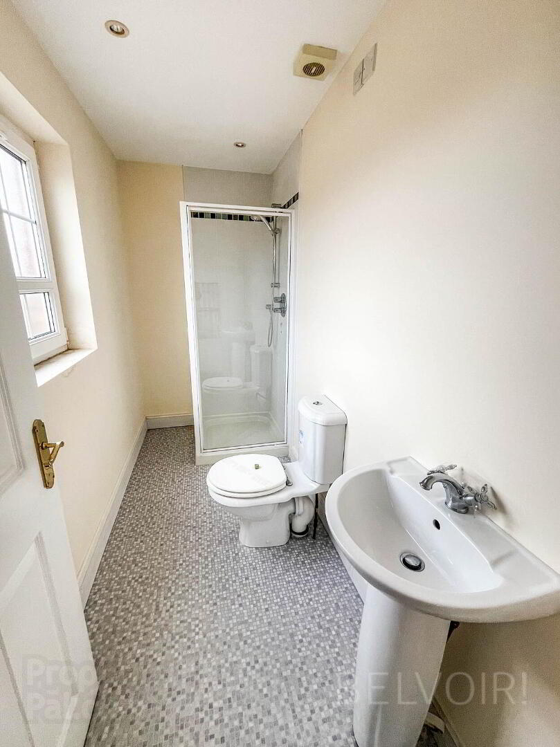 4 Sprucefield Close 9 of 17