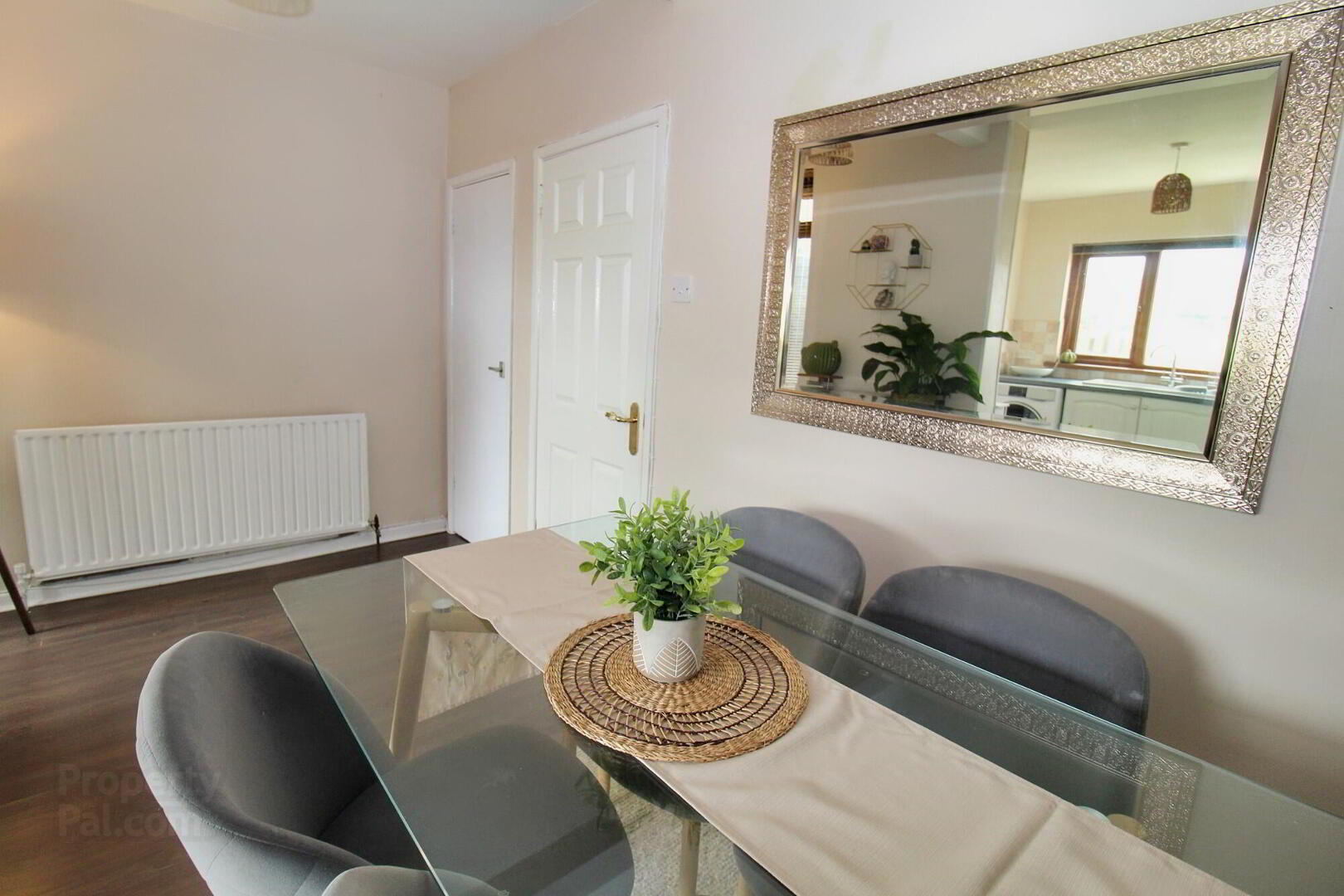 57 Clandeboye Road 6 of 16