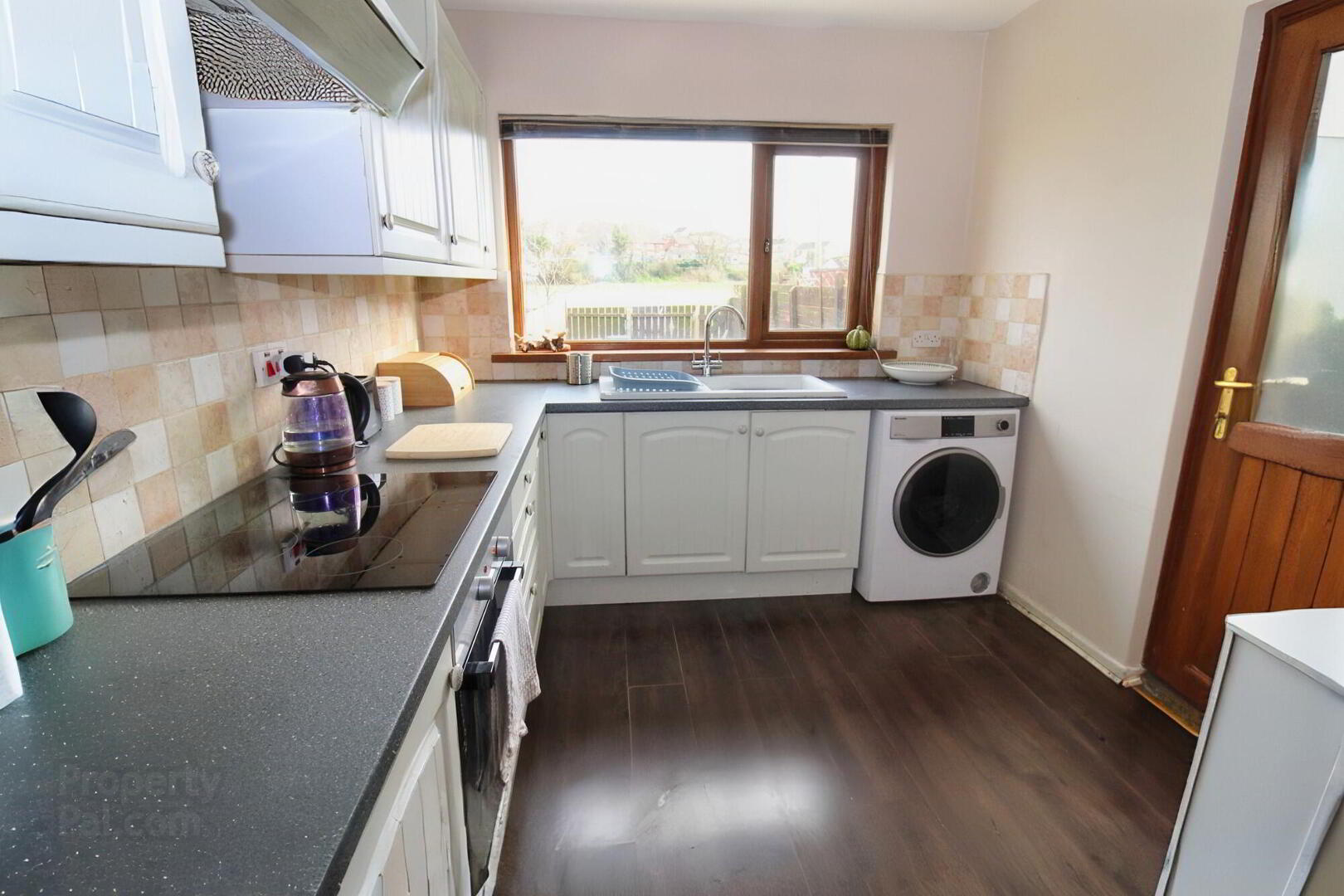 57 Clandeboye Road 7 of 16