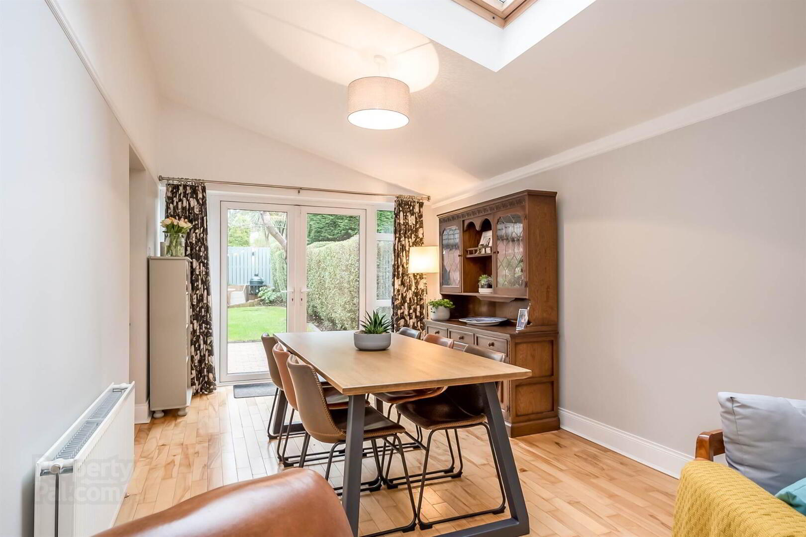 52 Edgcumbe Gardens 13 of 38