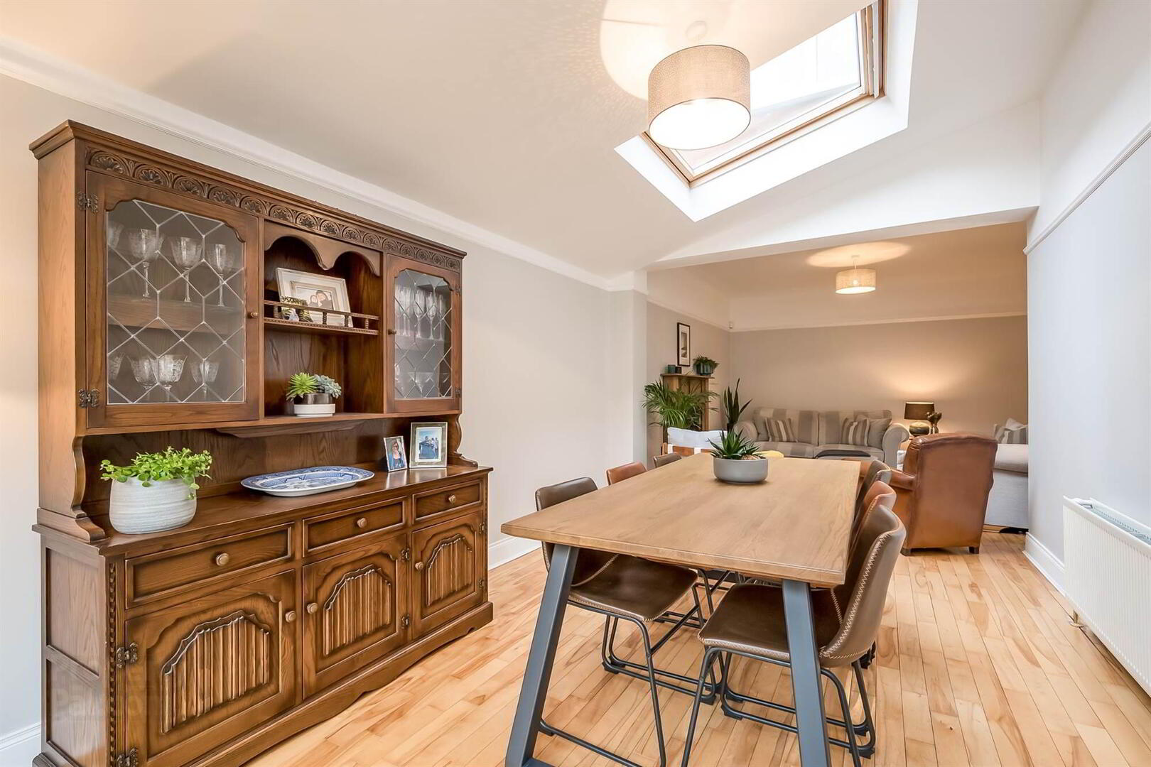 52 Edgcumbe Gardens 12 of 38