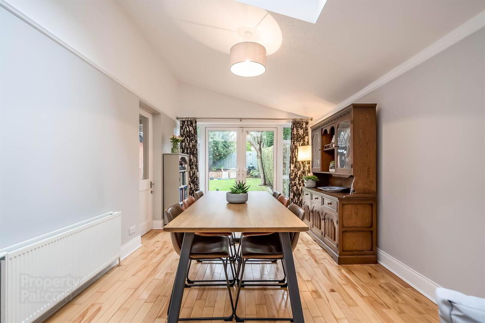 52 Edgcumbe Gardens 14 of 38