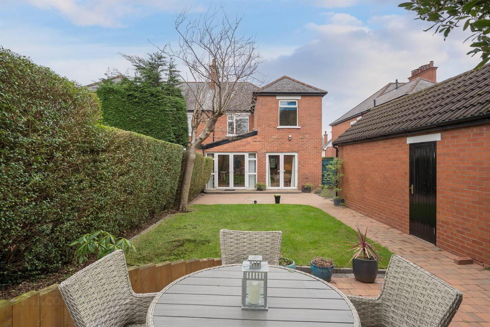 52 Edgcumbe Gardens 33 of 38