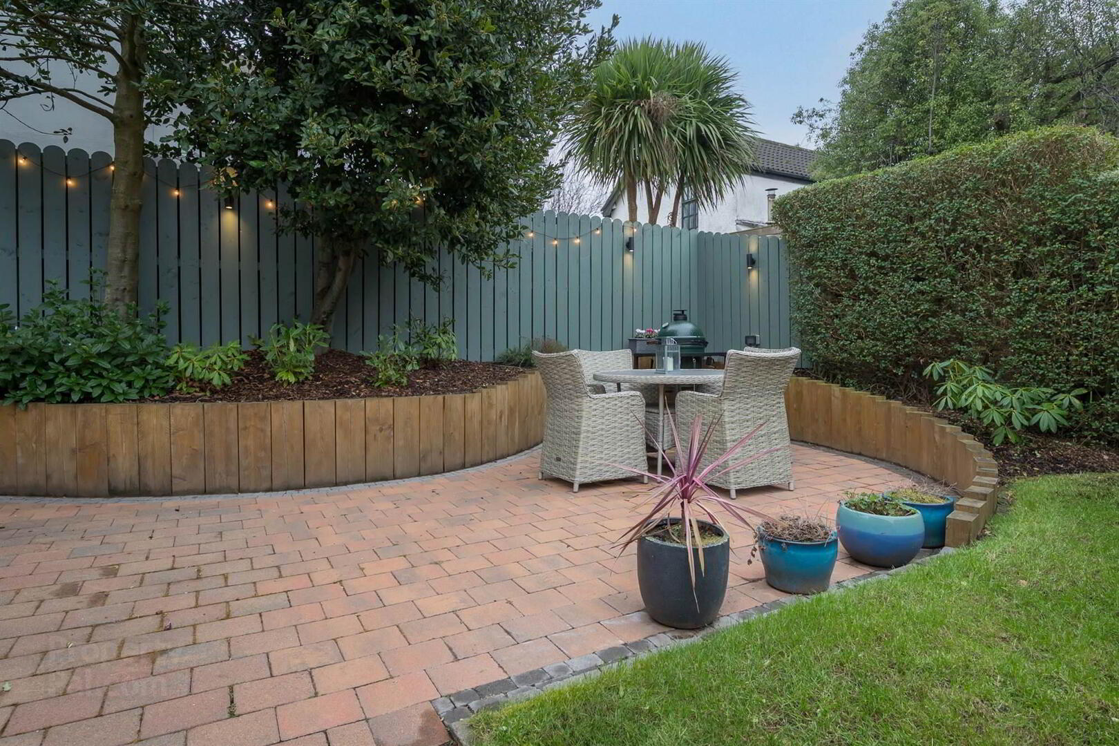 52 Edgcumbe Gardens 37 of 38