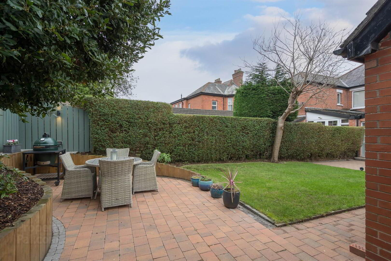 52 Edgcumbe Gardens 34 of 38