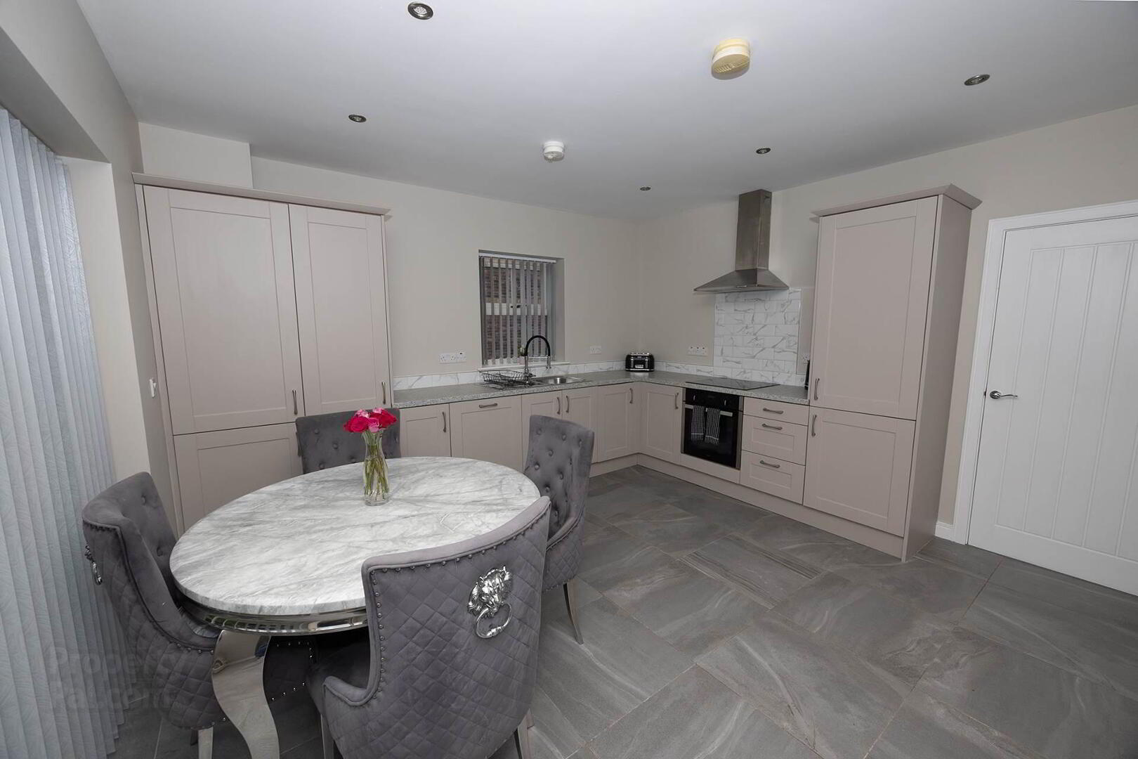13 Moyraverty Close 11 of 24