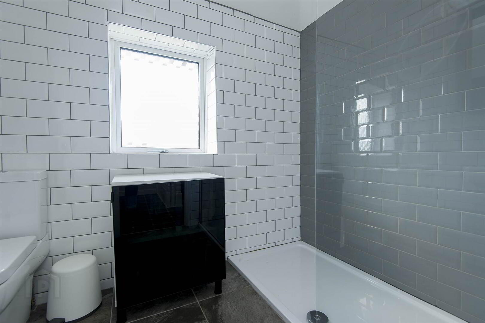 17 Orangefield Lane 16 of 22