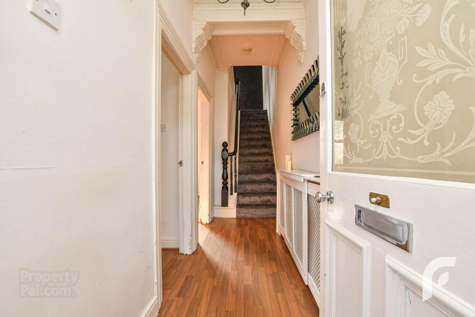 109 Upper Newtownards Road 4 of 39
