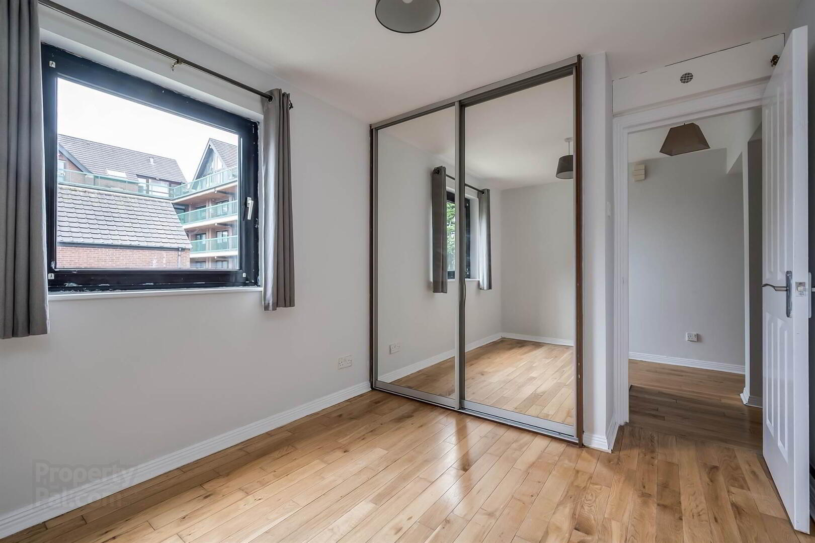 Apt 10, Balmoral Court 8 of 13