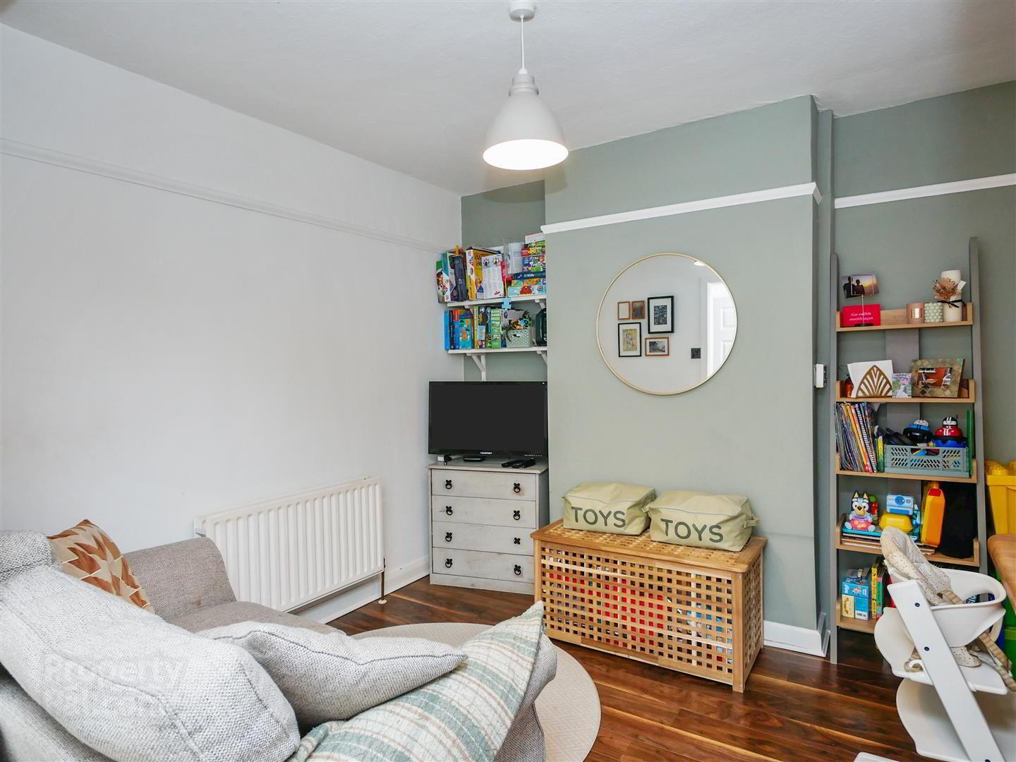 53 Ravenhill Gardens 5 of 19