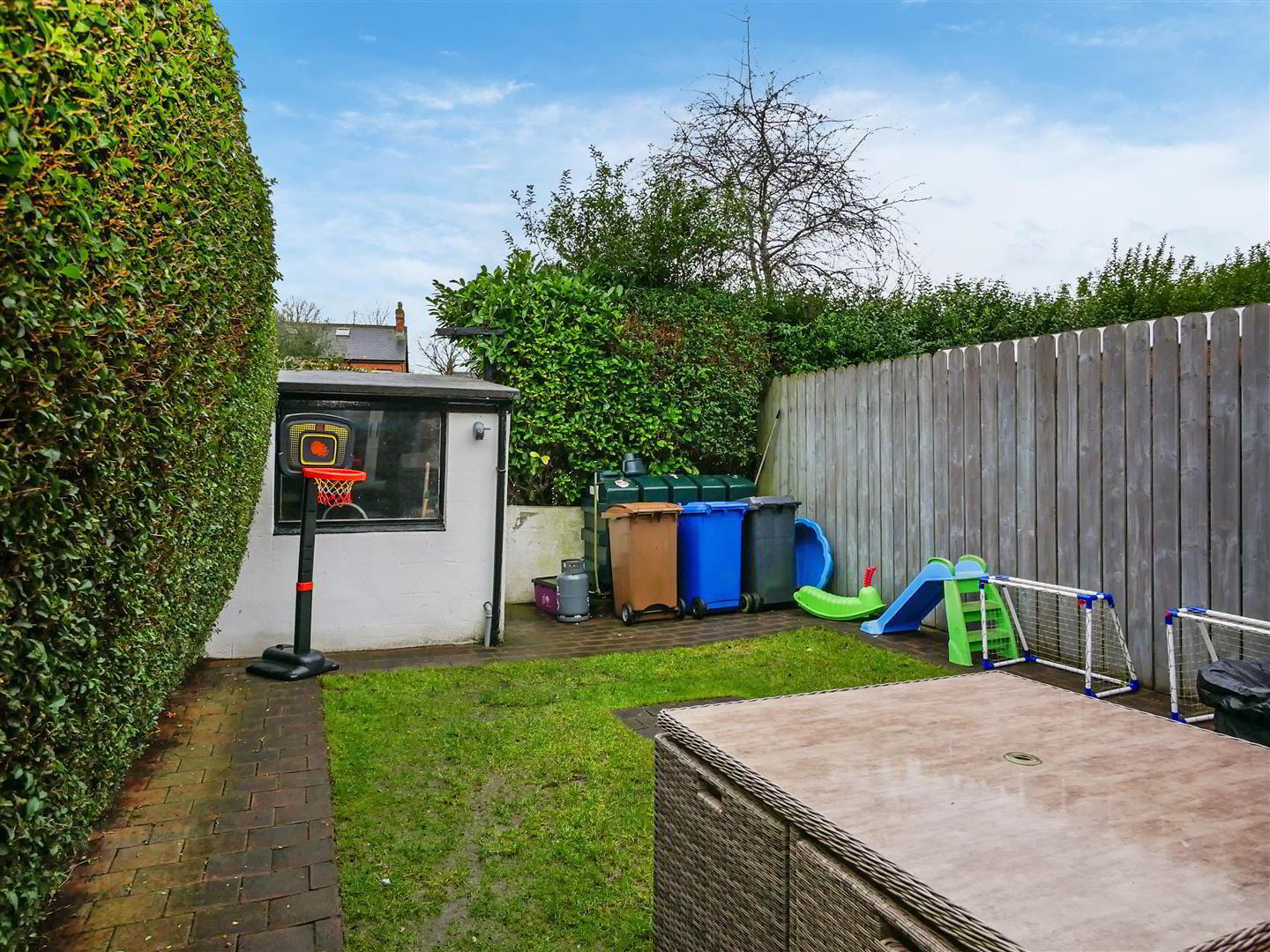 53 Ravenhill Gardens 18 of 19