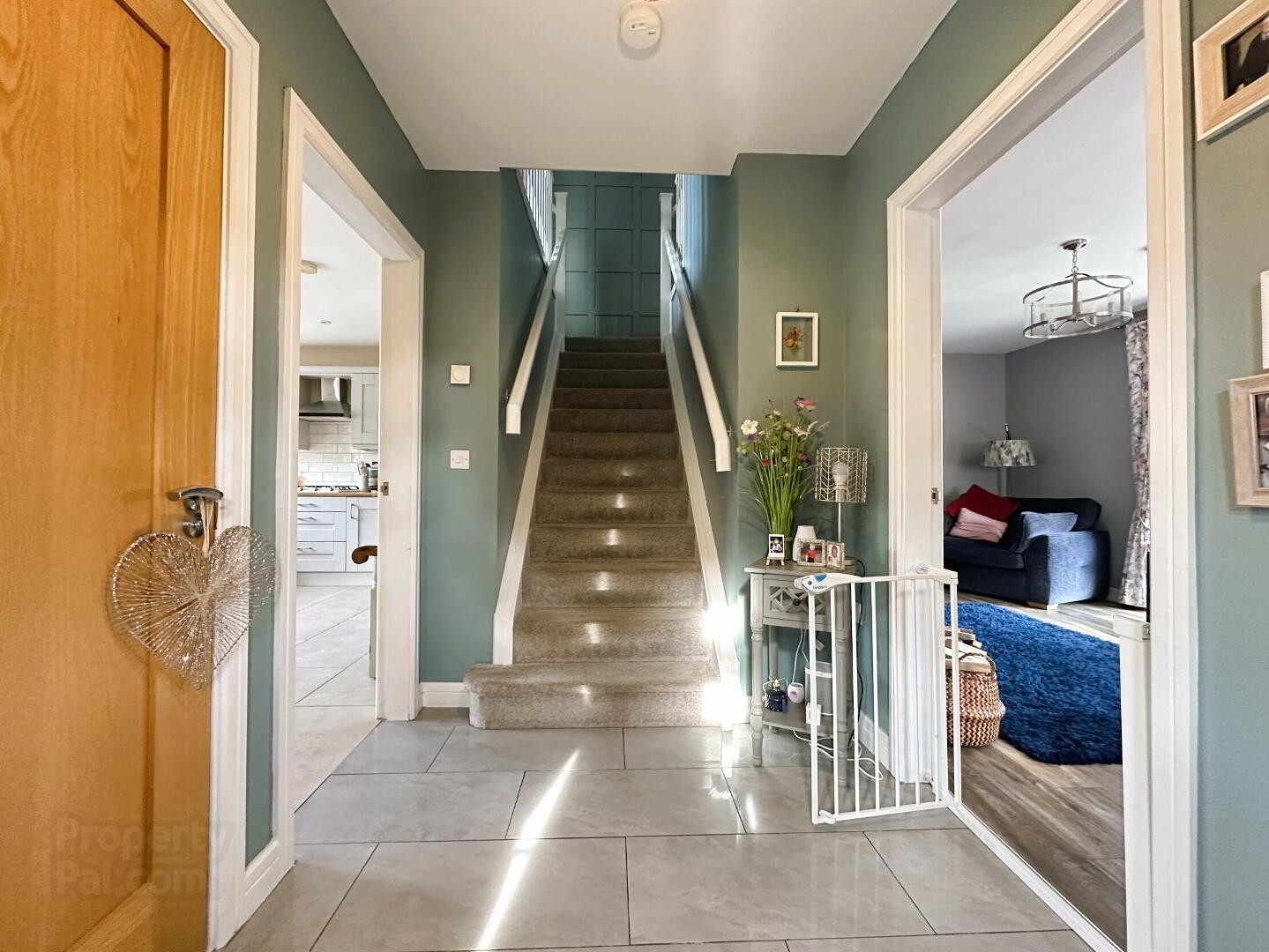 77 Bishops Green 3 of 24
