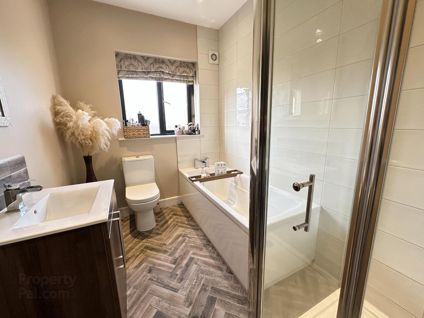 77 Bishops Green 21 of 24