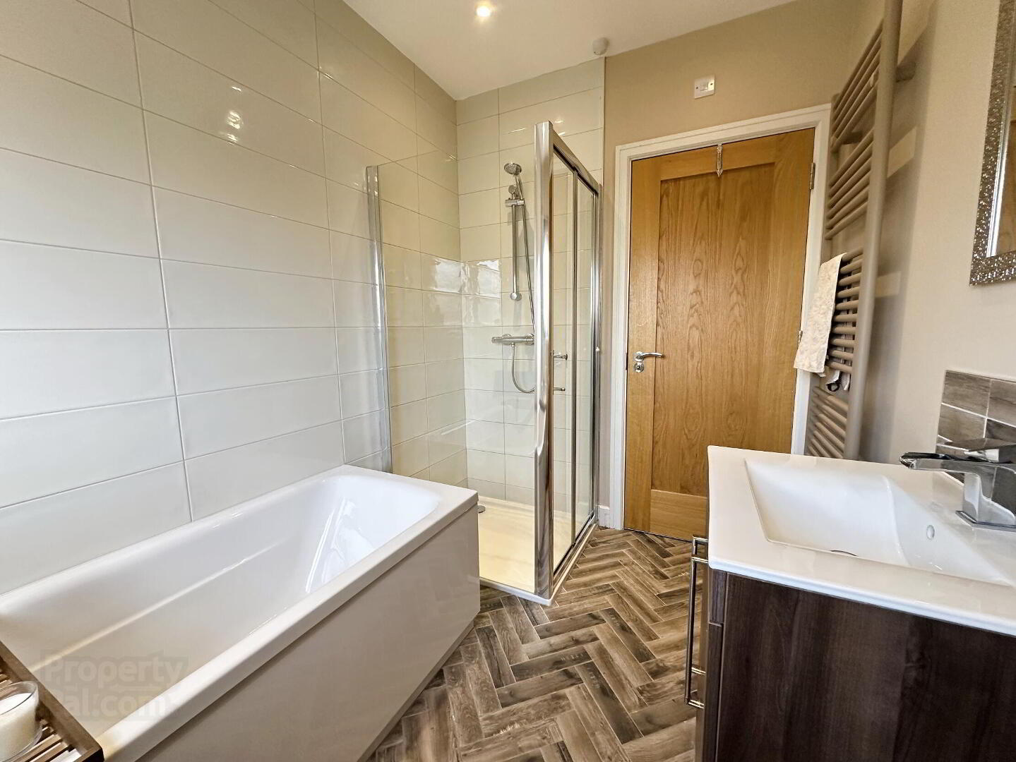 77 Bishops Green 22 of 24