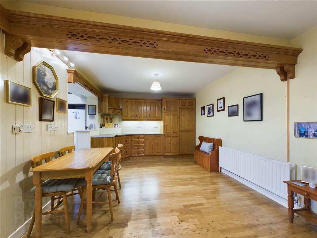 19 Foxcroft Avenue 6 of 13