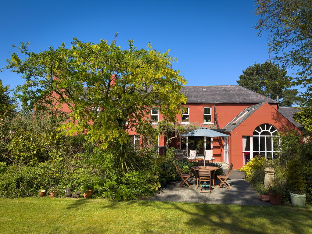 Ringreagh, 8 Craigdarragh Road, Helens Bay, BT19 1UA