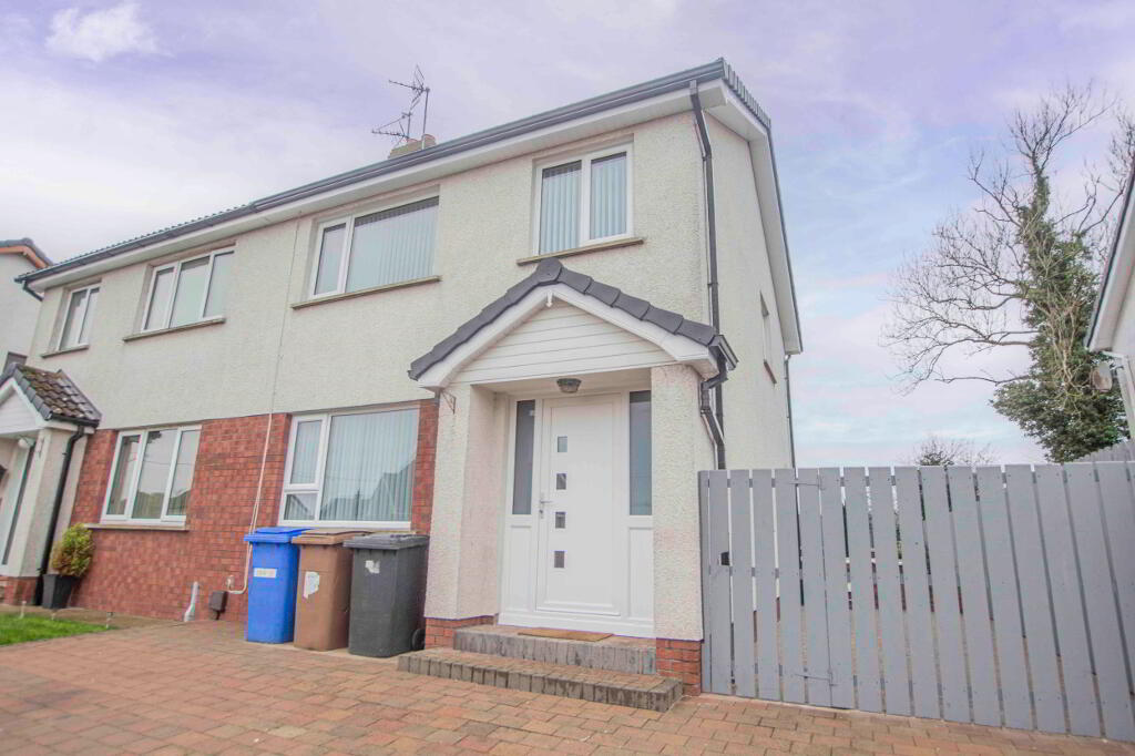 Photo 1 of 27 Bells Court, Castledawson, Magherafelt