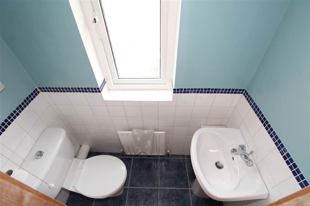 Photo 18 of 364 Castlereagh Road, Belfast