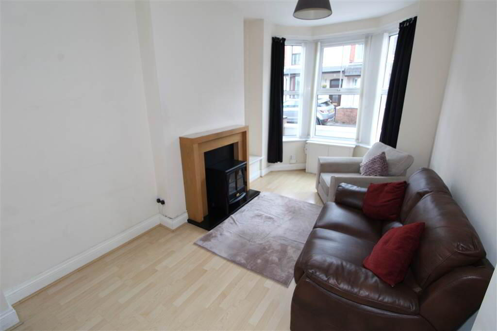 Photo 2 of 38 Kensington Avenue, Belfast