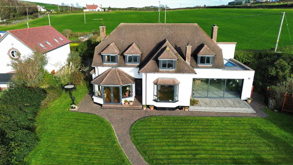 104 Portaferry Road, Newtownards, BT22 2AH