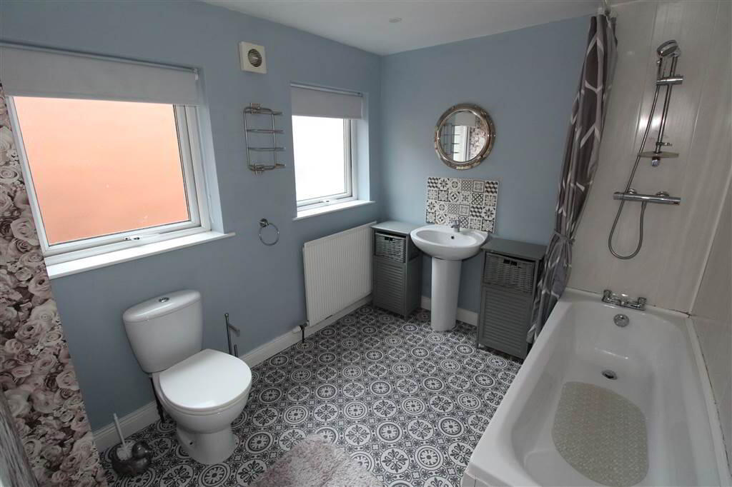 Photo 8 of 272 Woodstock Road, Belfast