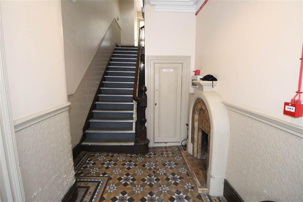 Photo 3 of Flat C, 3 The Mount, Belfast