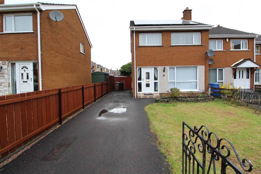 Photo 1 of 19 Loopland Grove, Belfast