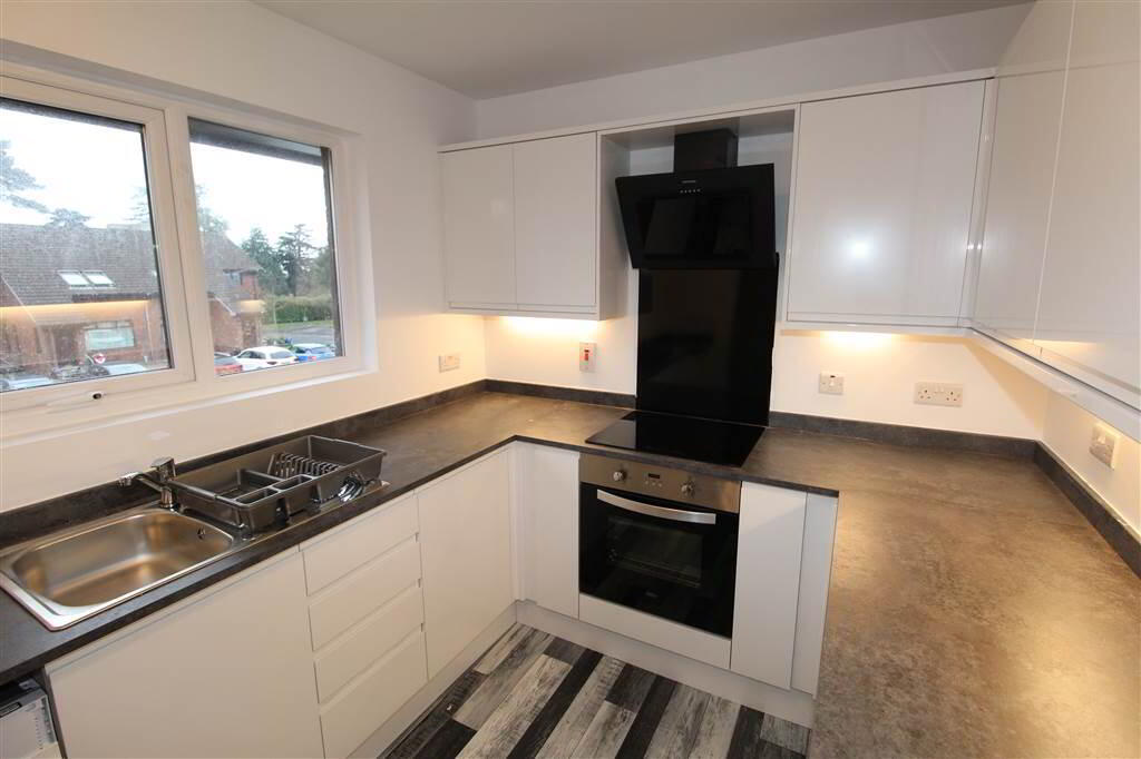 Photo 7 of 24 Drumkeen Court, Belfast