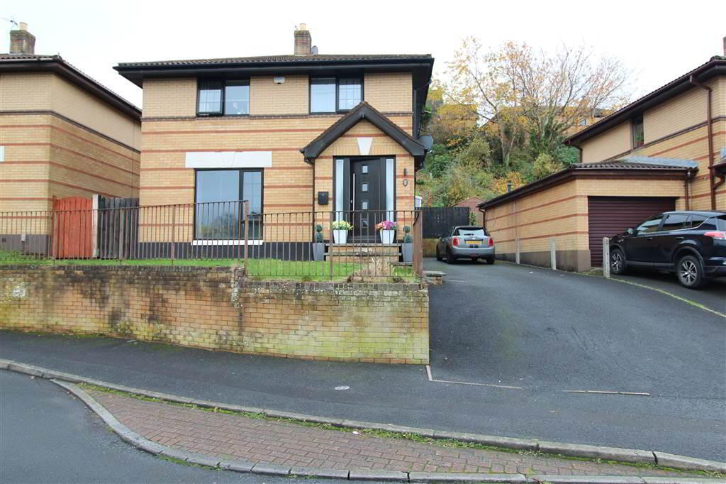 Photo 1 of 33 Old Mill Park, Dundonald, Belfast