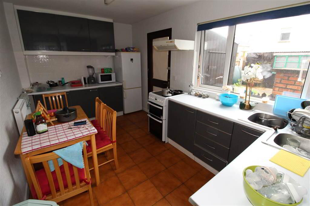 Photo 3 of 83 Carlingford Street, Belfast